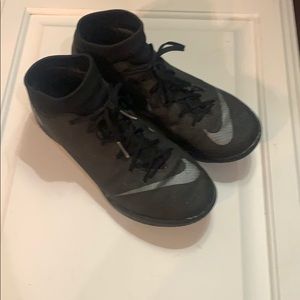 Nike indoor soccer shoes